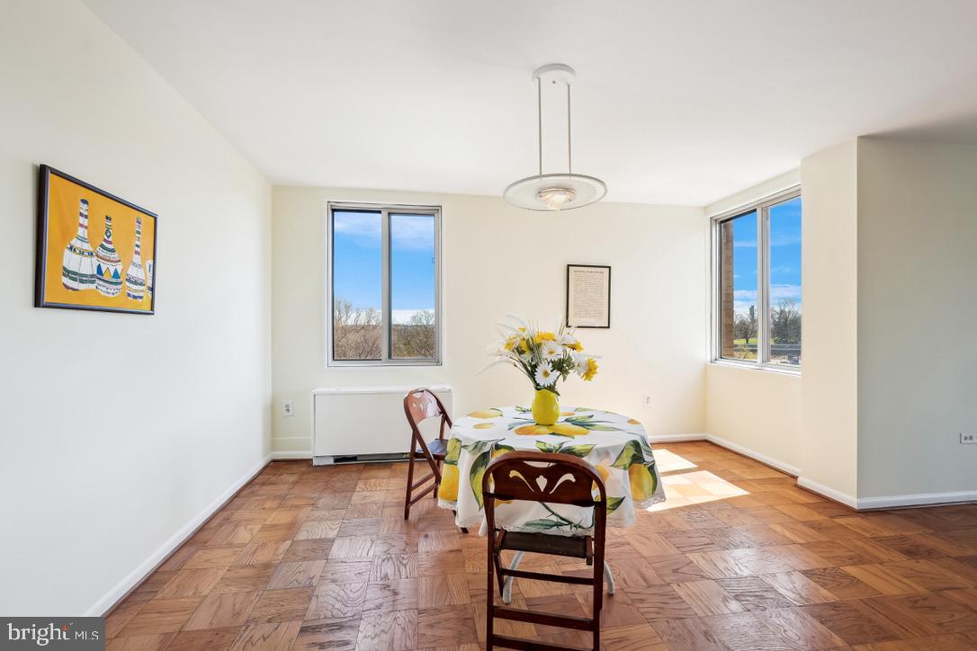 2939 van Ness St NW #1221