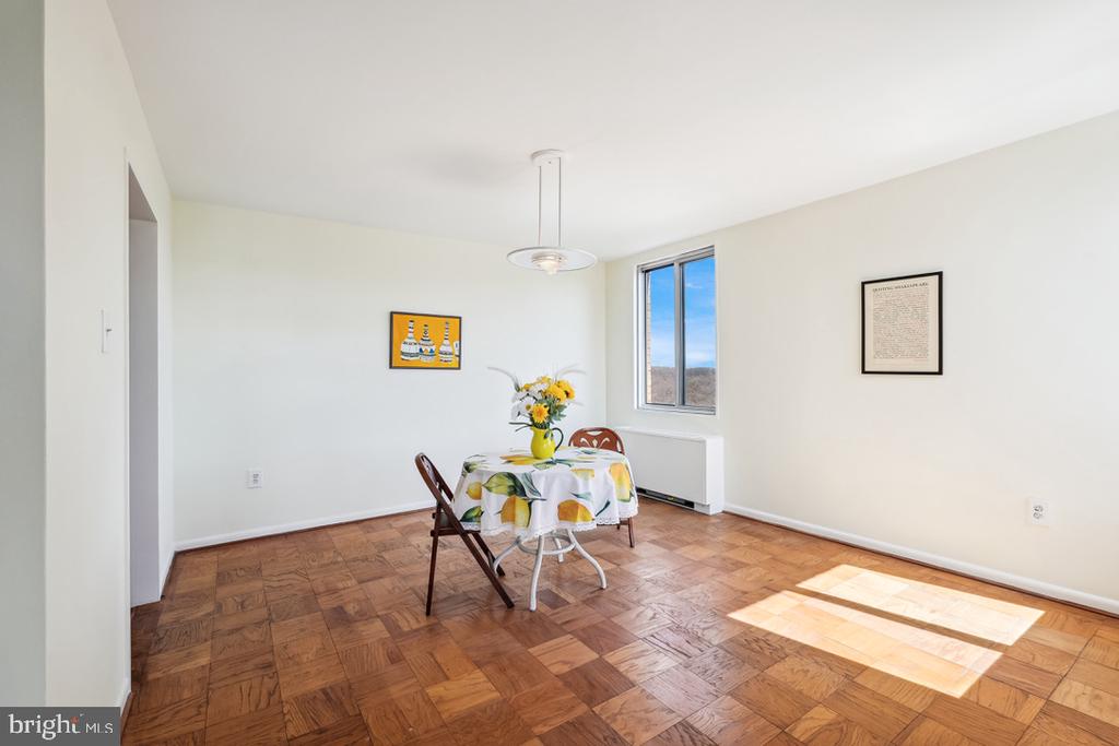 2939 van Ness St NW #1221