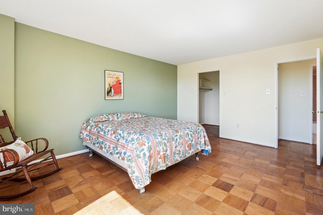 2939 van Ness St NW #1221