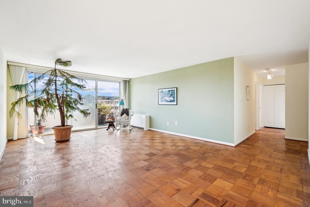 2939 van Ness St NW #1221