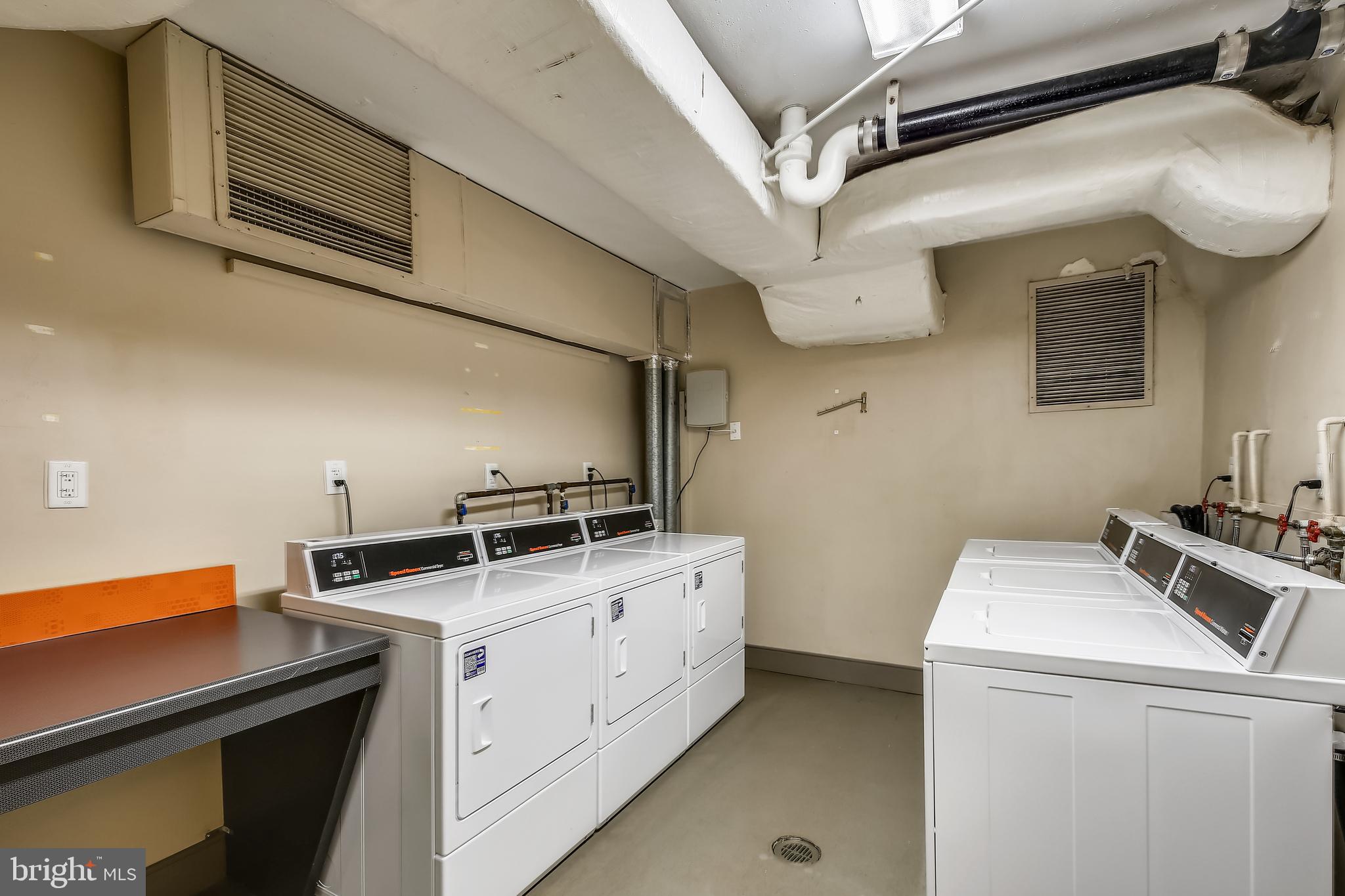 2939 van Ness St NW #1221