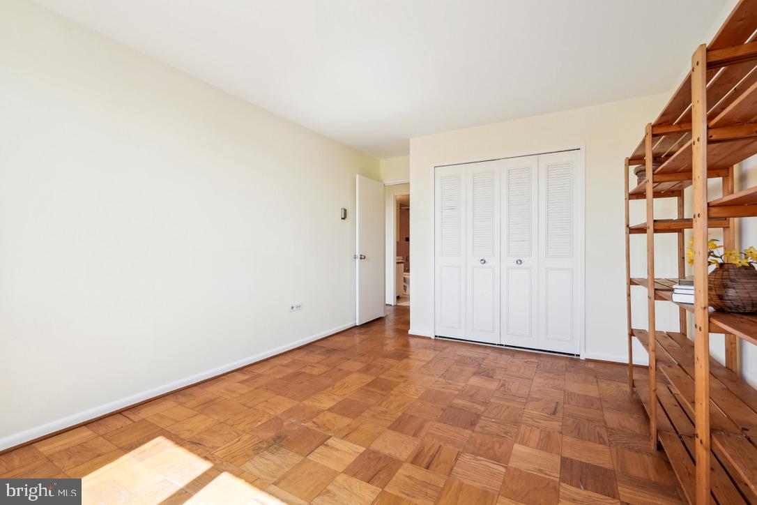 2939 van Ness St NW #1221