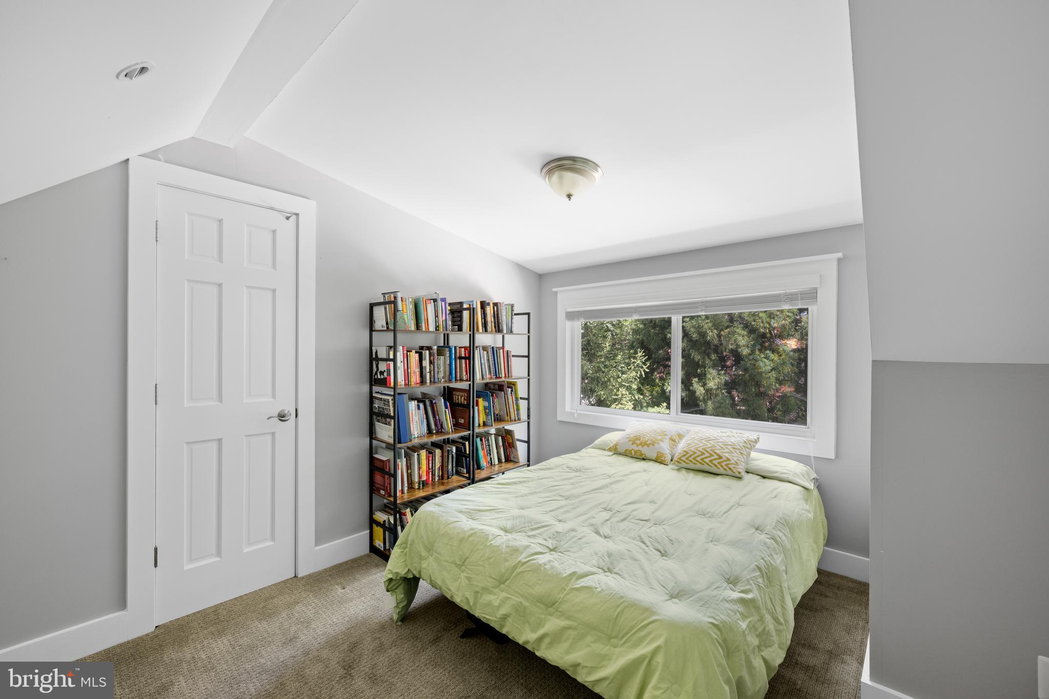 4125 46th St NW