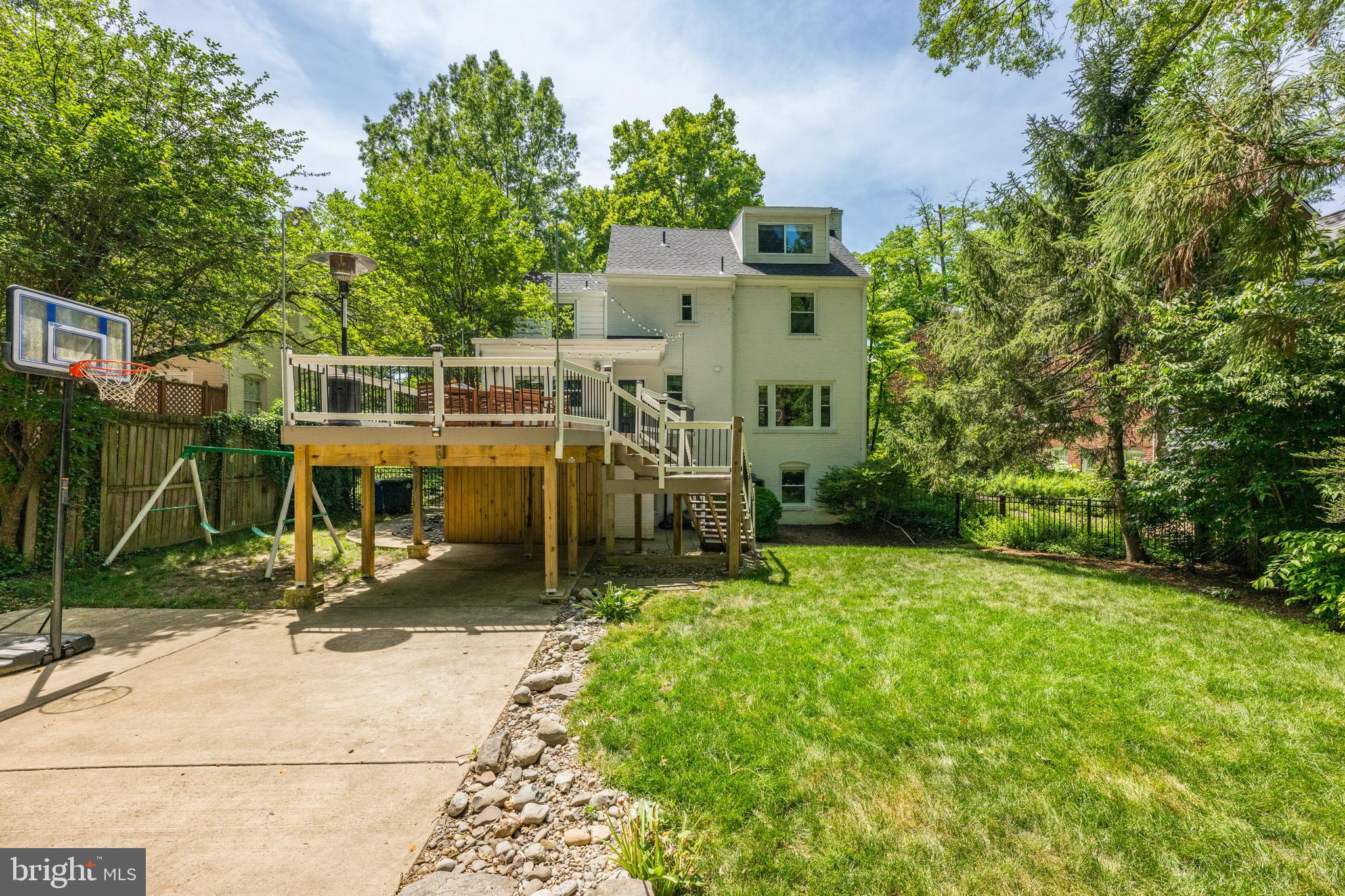 4125 46th St NW