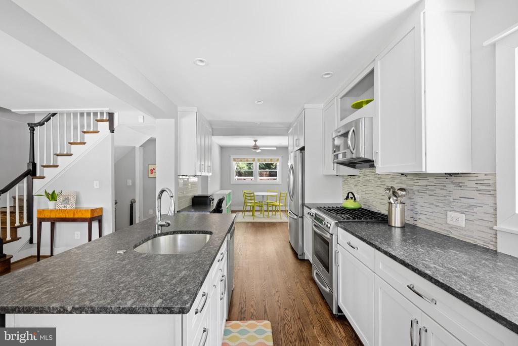 4125 46th St NW