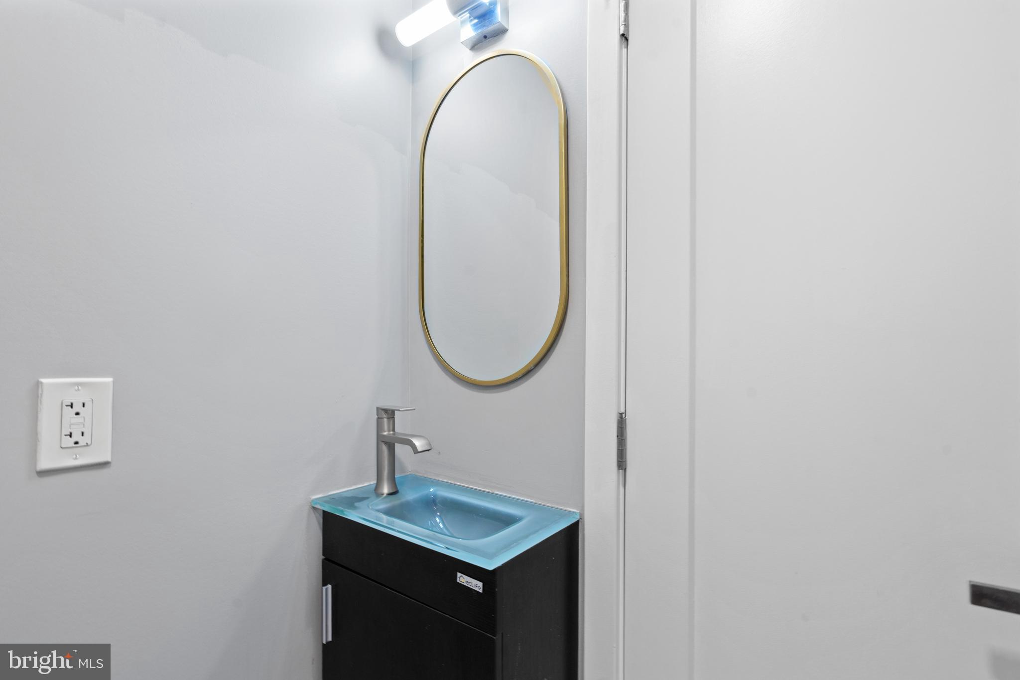 1617 CORCORAN STREET NE 2