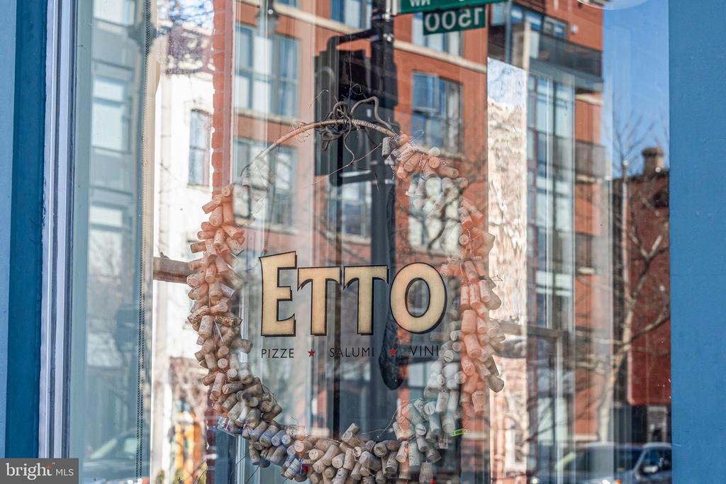 1437 Rhode Island Ave NW #801-802