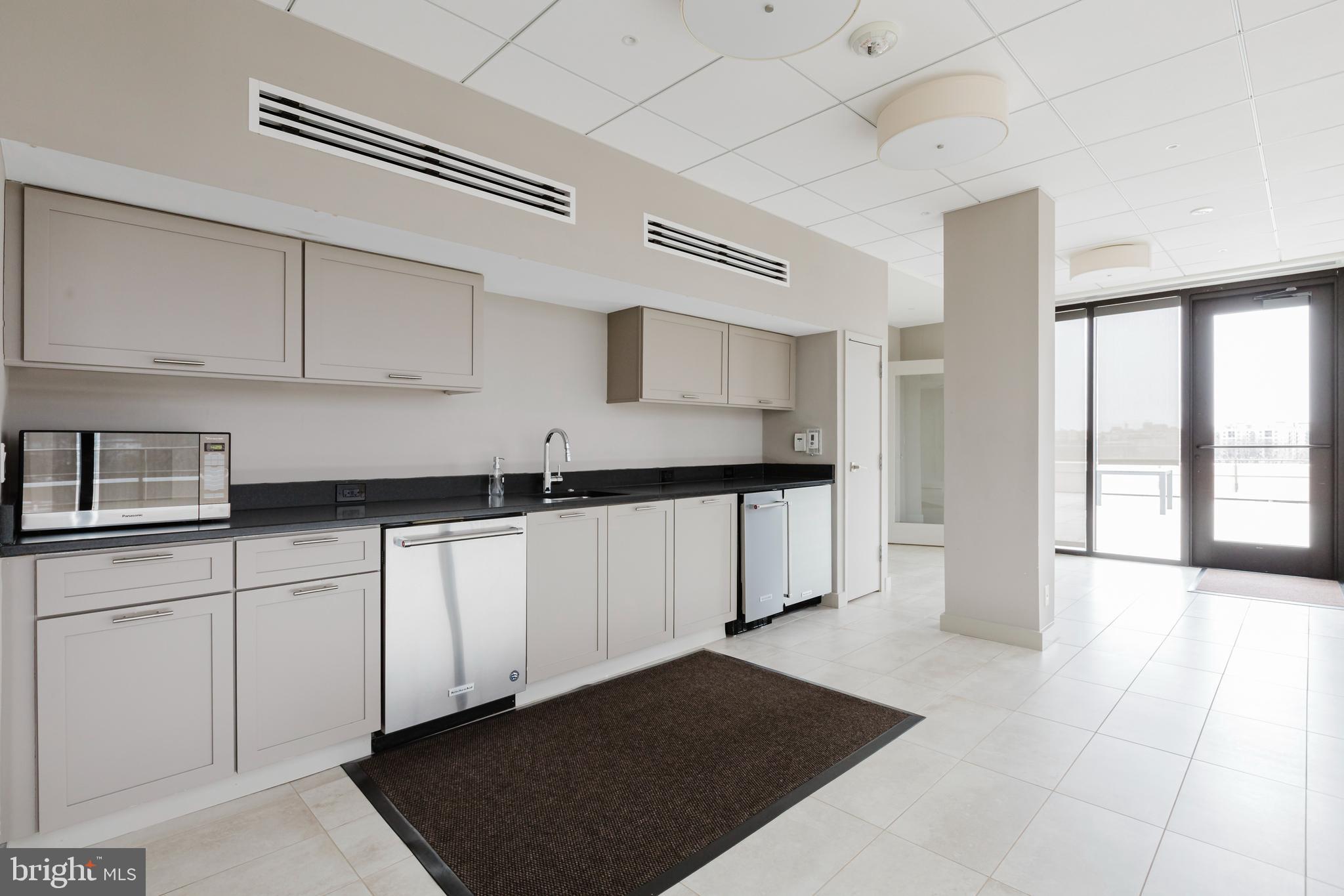 2700 CALVERT STREET NW 217