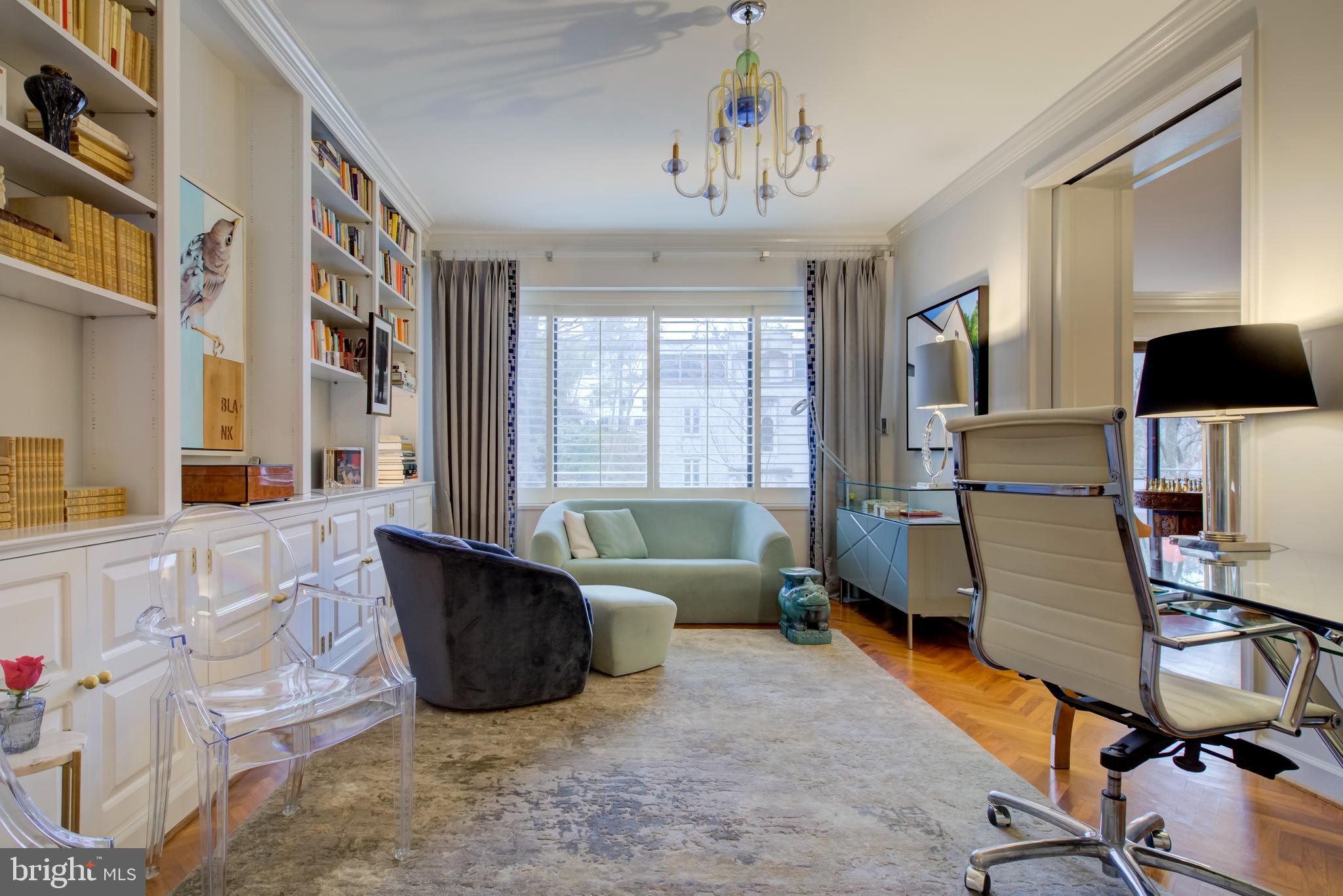 2700 CALVERT STREET NW 217