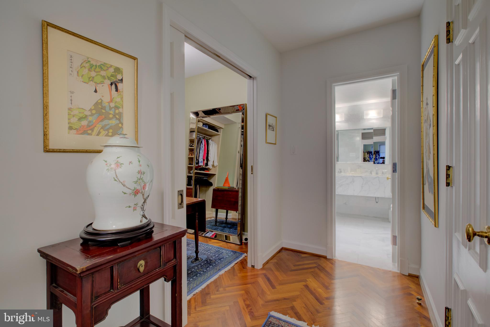 2700 CALVERT STREET NW 217