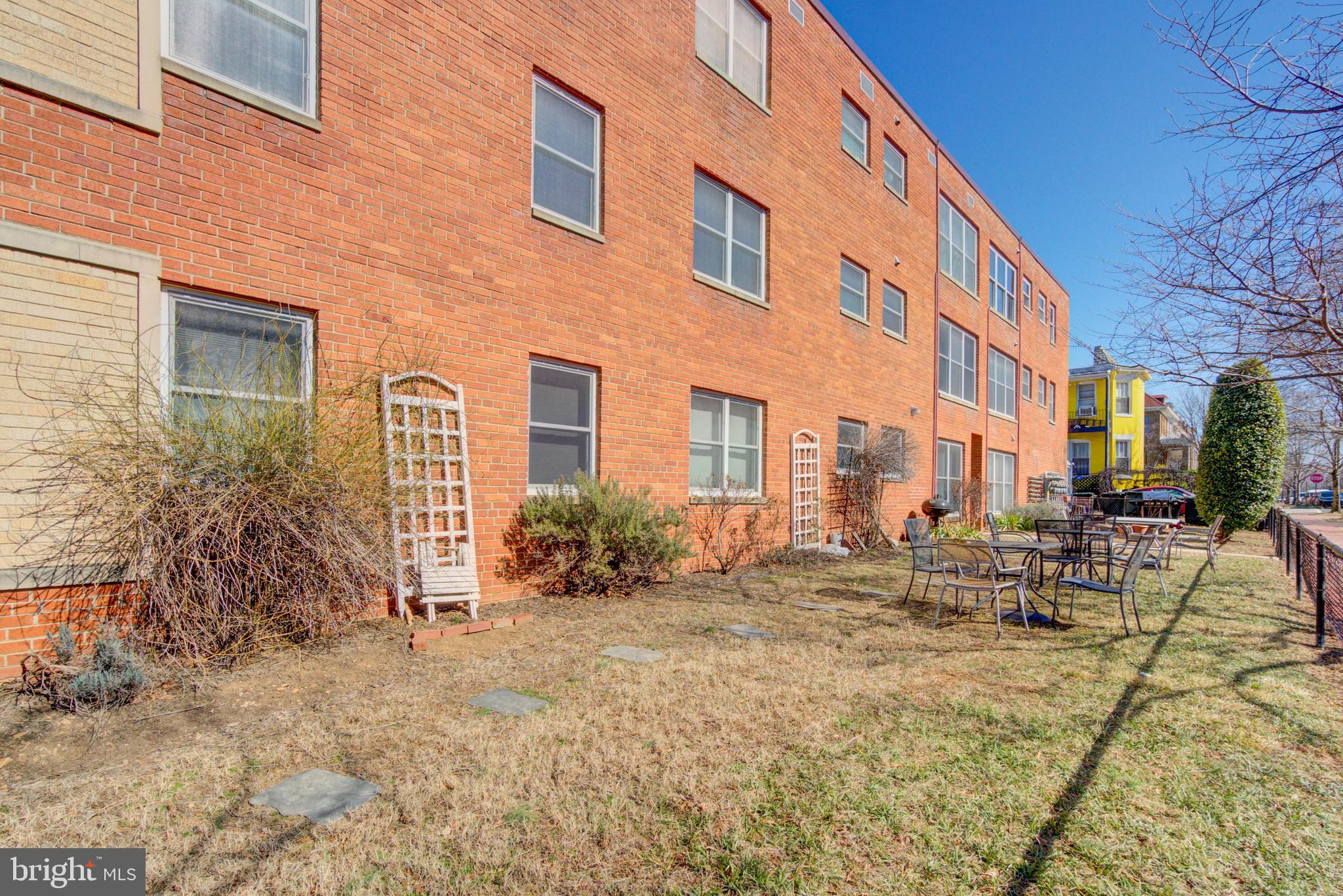 1007 Maryland Ave NE #203