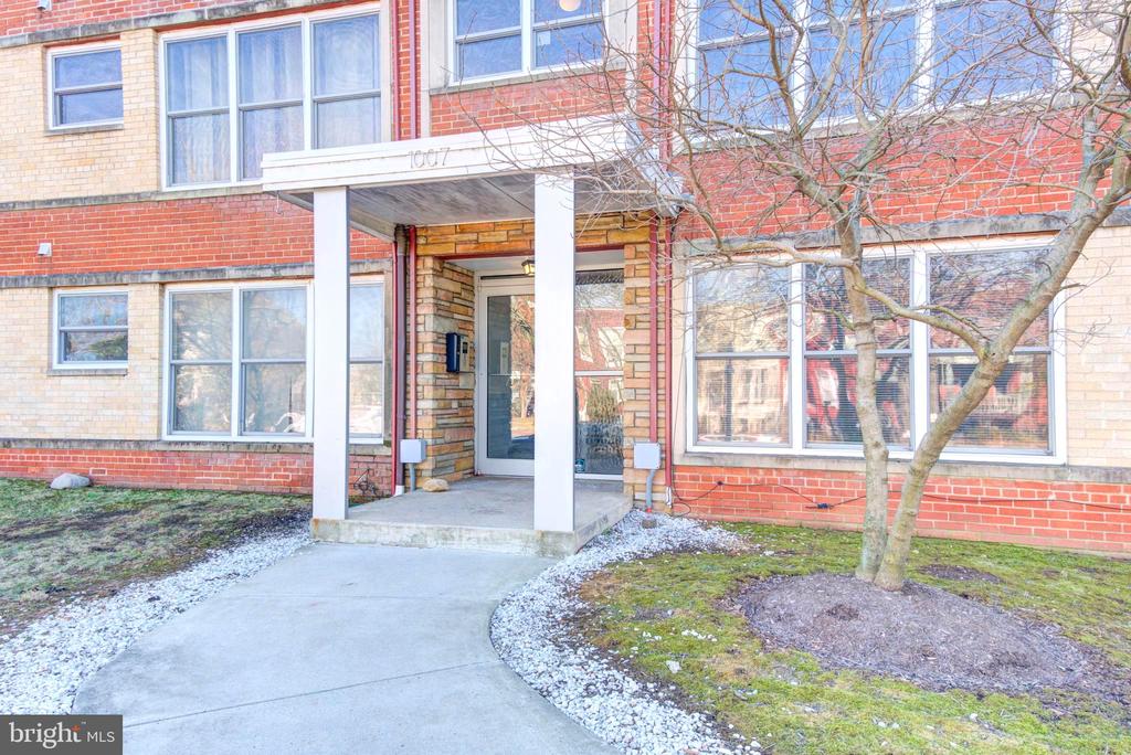1007 Maryland Ave NE #203