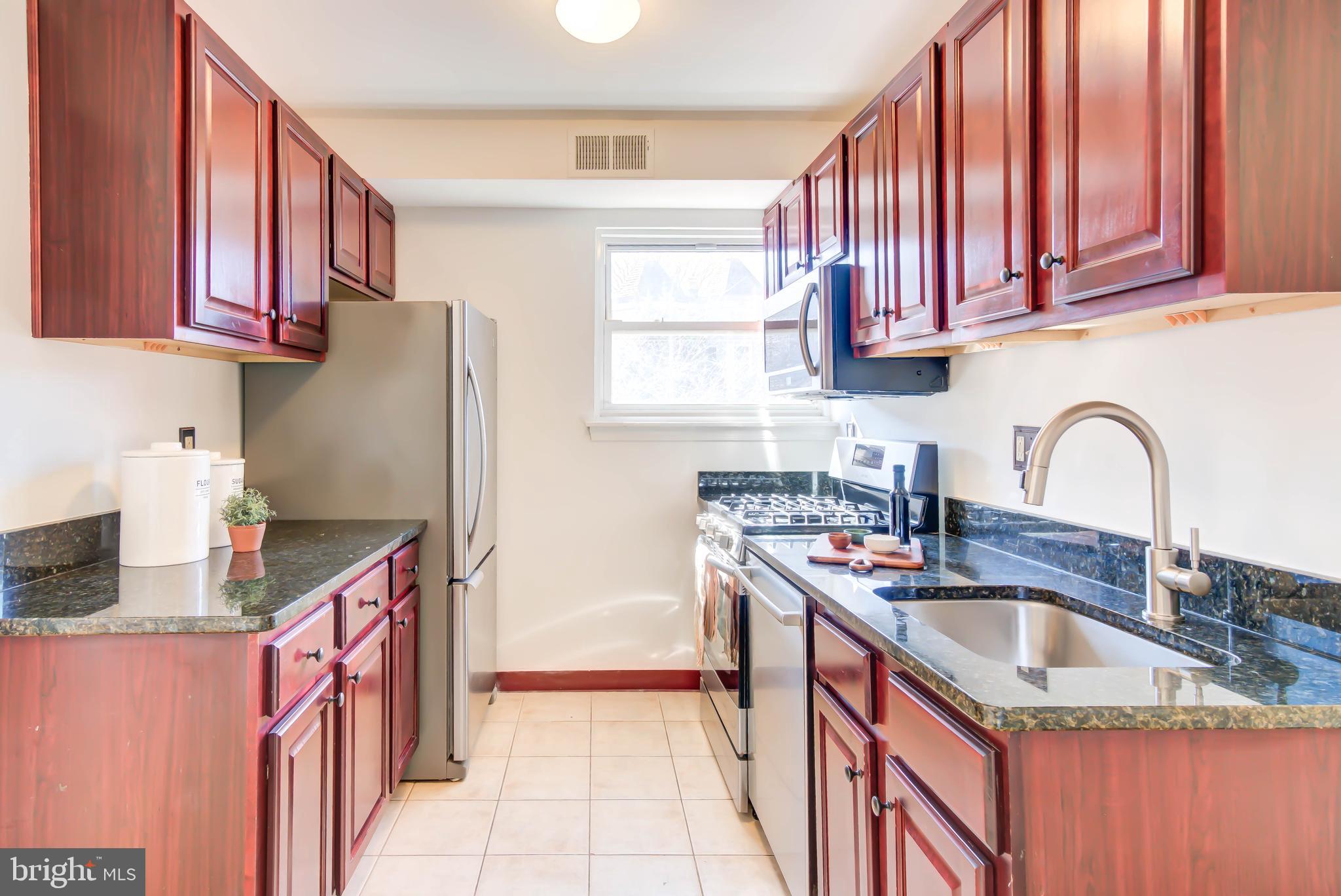 1007 Maryland Ave NE #203