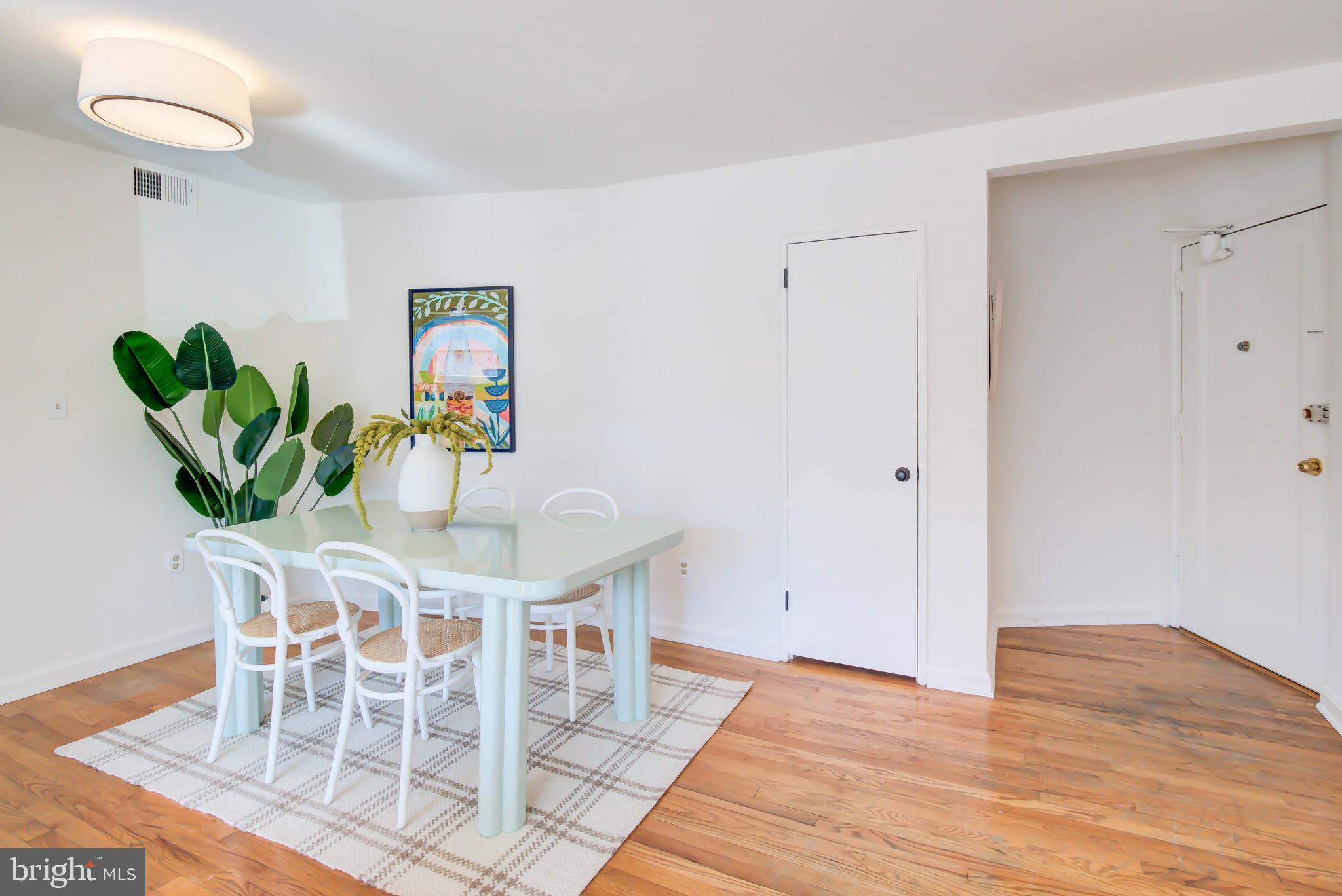 1007 Maryland Ave NE #203
