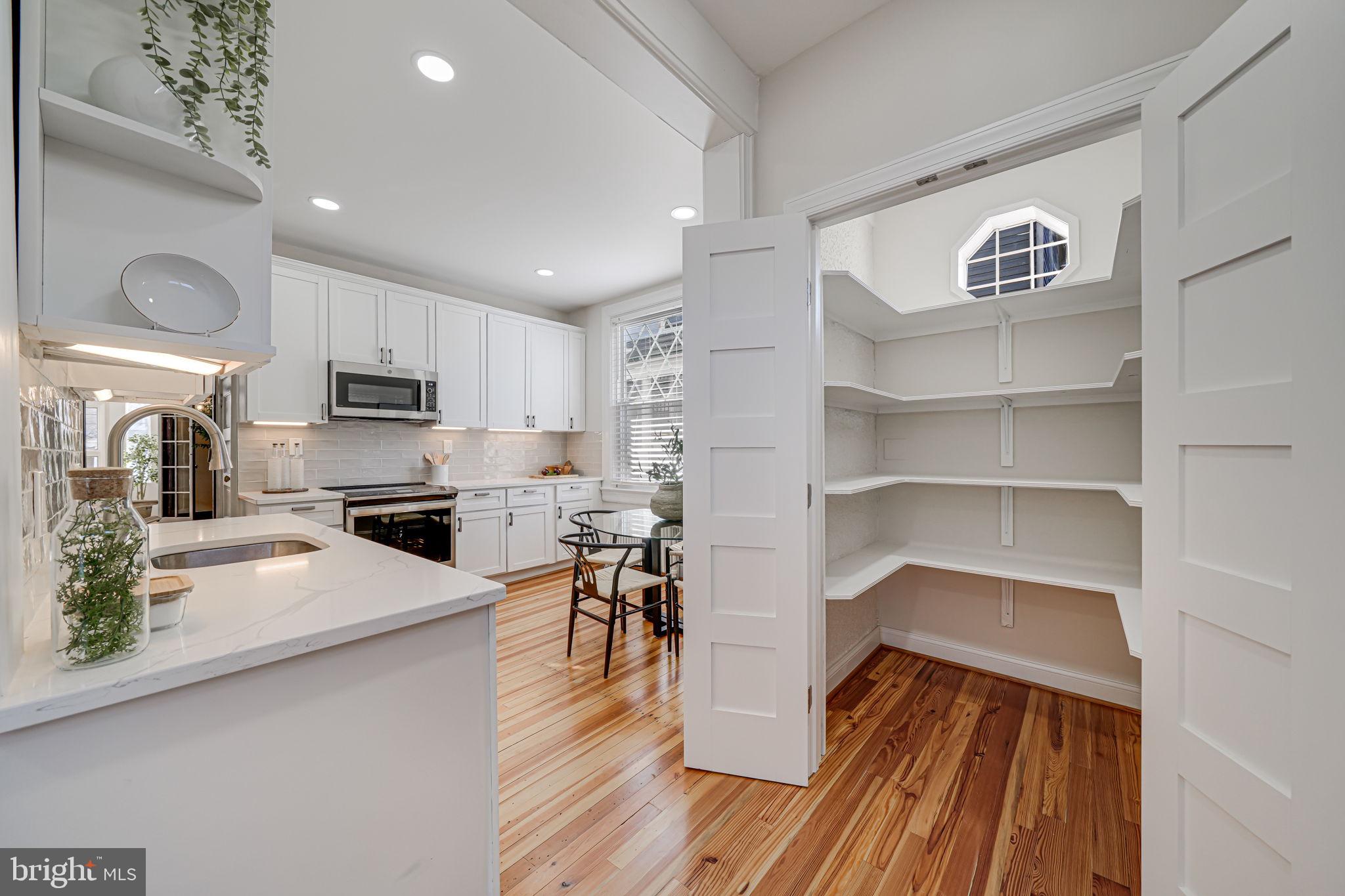 1411 Decatur St NW