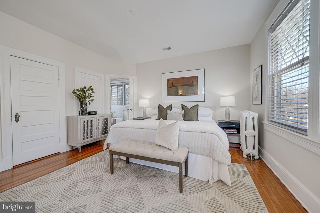 1411 Decatur St NW