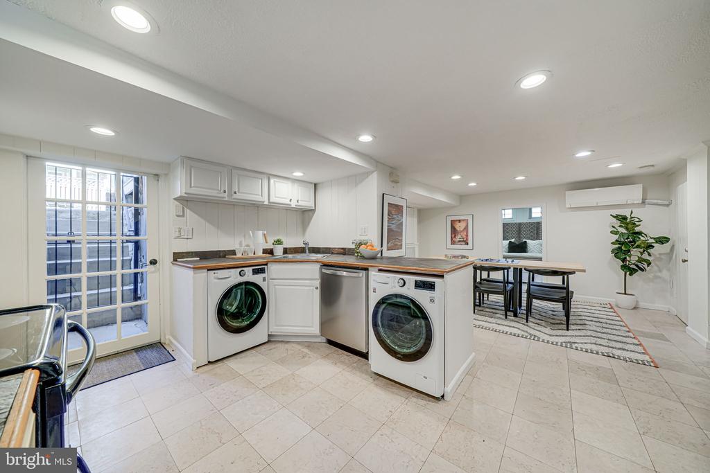 1411 Decatur St NW