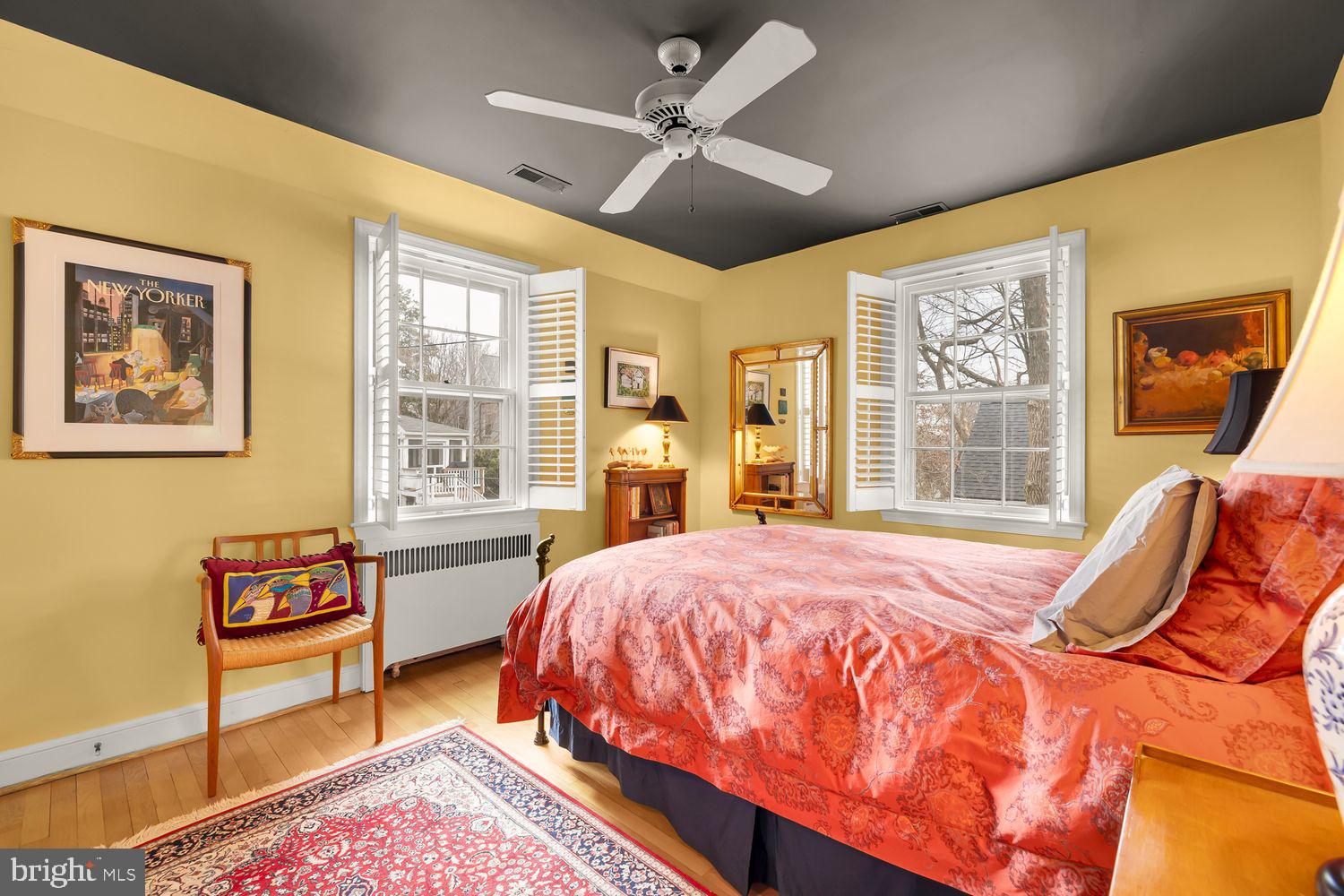 3329 Runnymede Pl NW