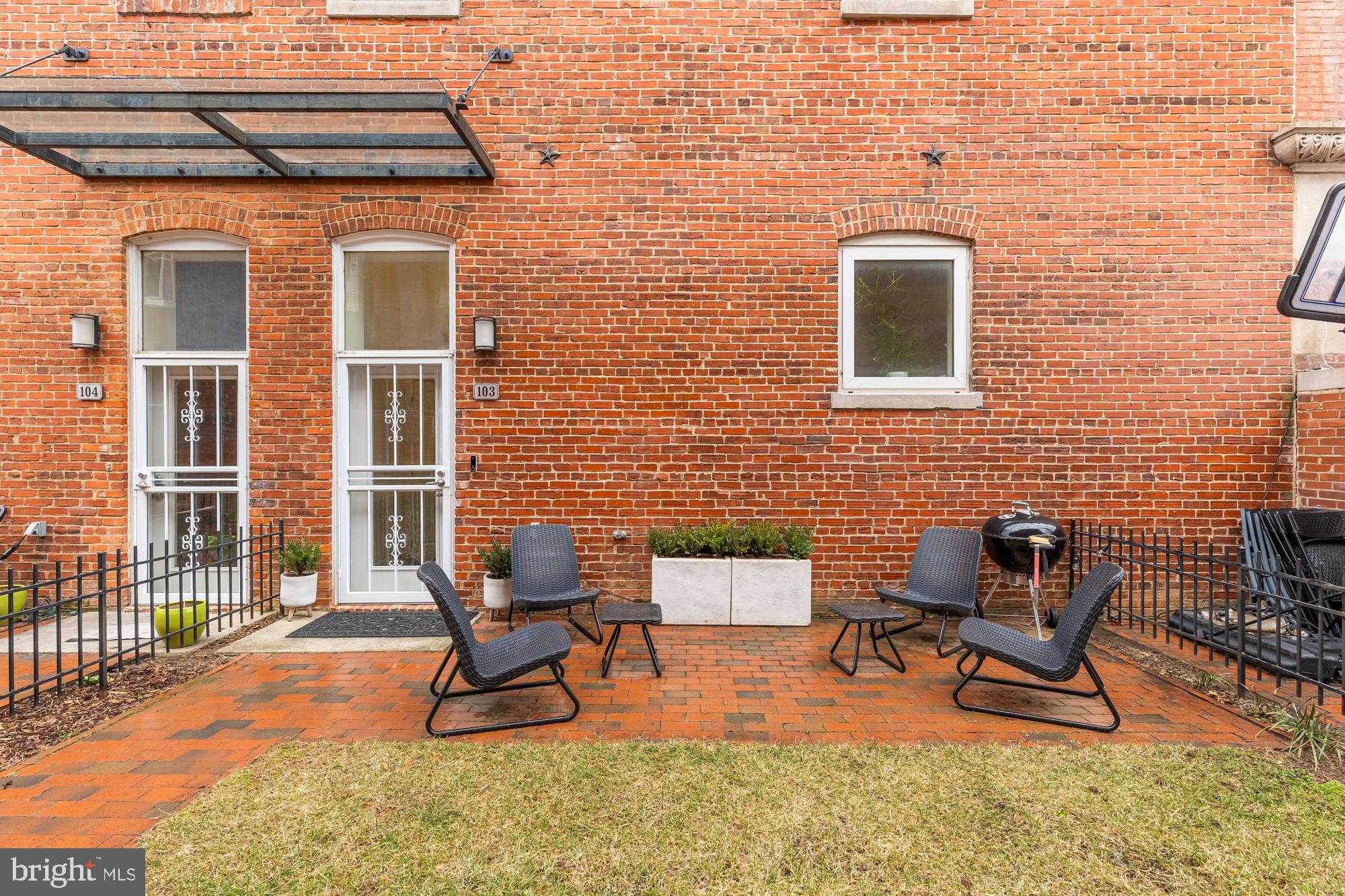 1341 MARYLAND AVE NE #103