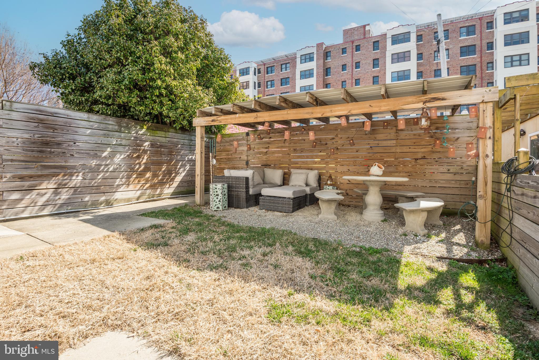 1428 Shepherd St NW #1