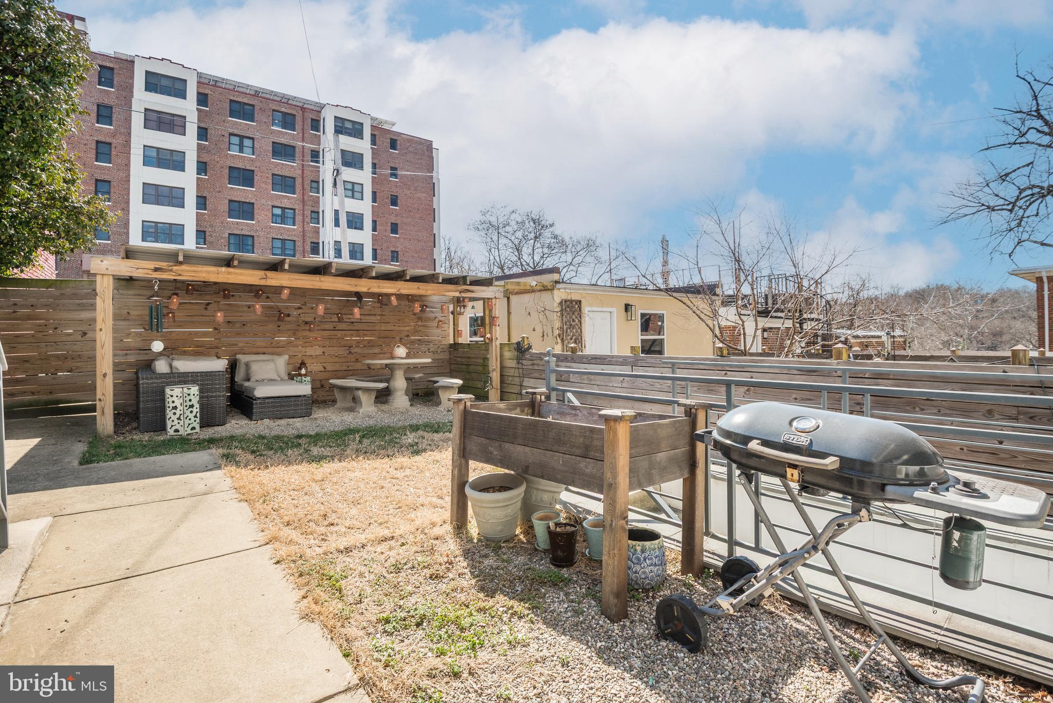 1428 Shepherd St NW #1