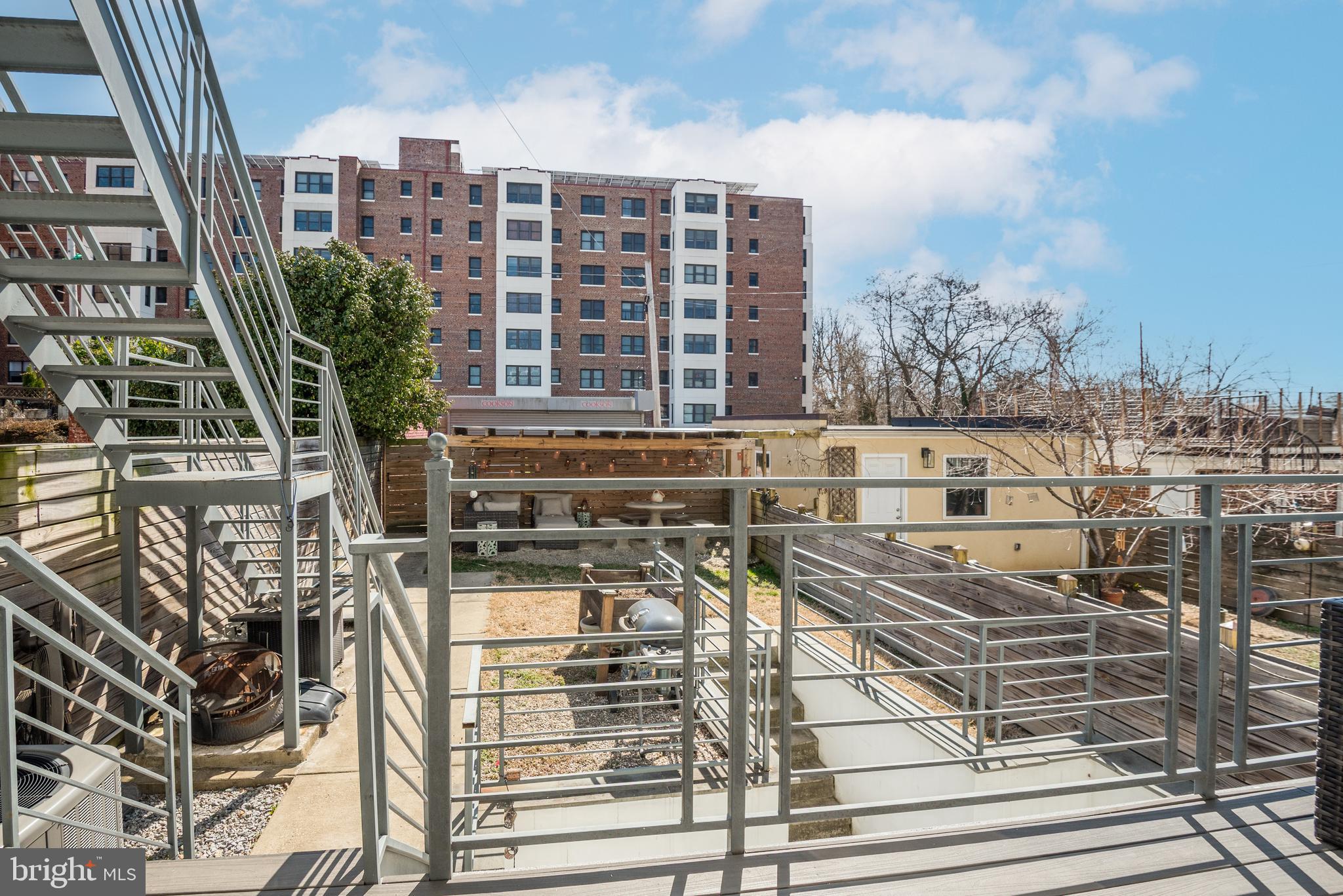 1428 Shepherd St NW #1