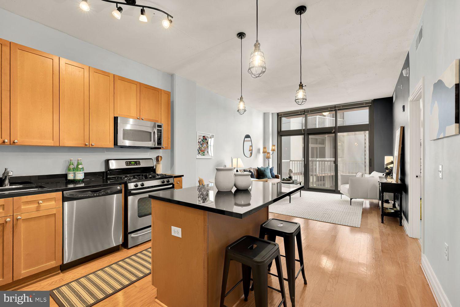 2120 Vermont Ave NW #412