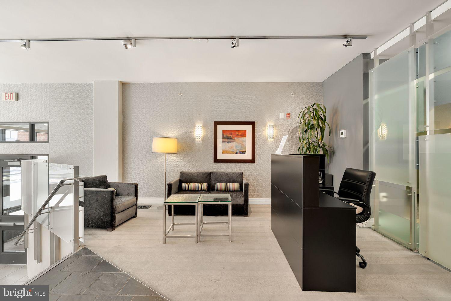 2120 Vermont Ave NW #412