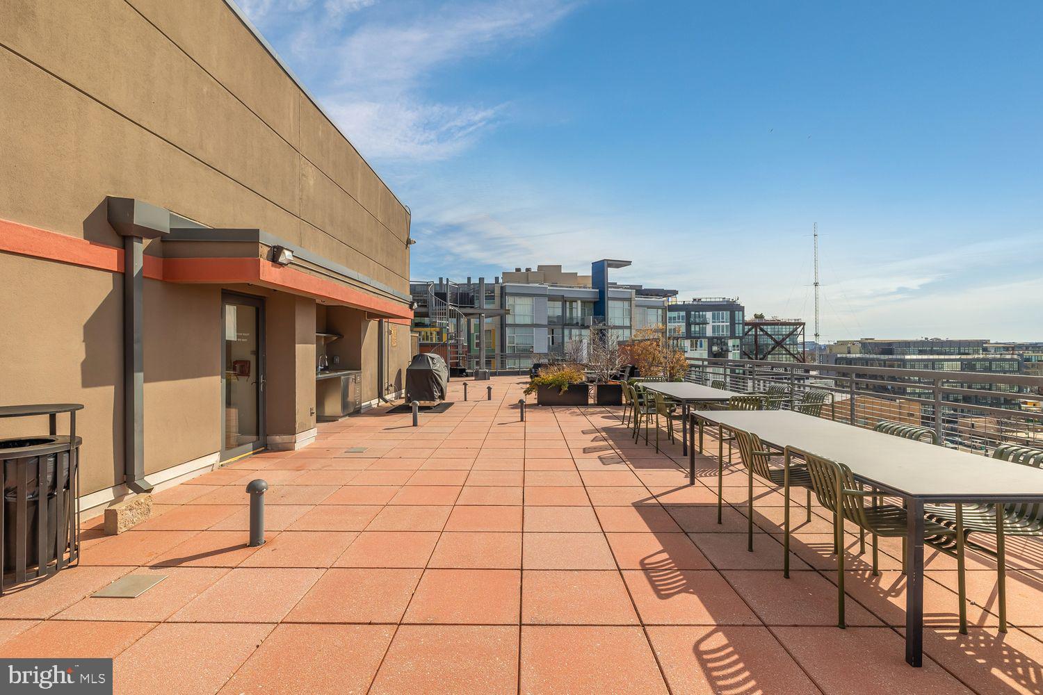 2120 Vermont Ave NW #412