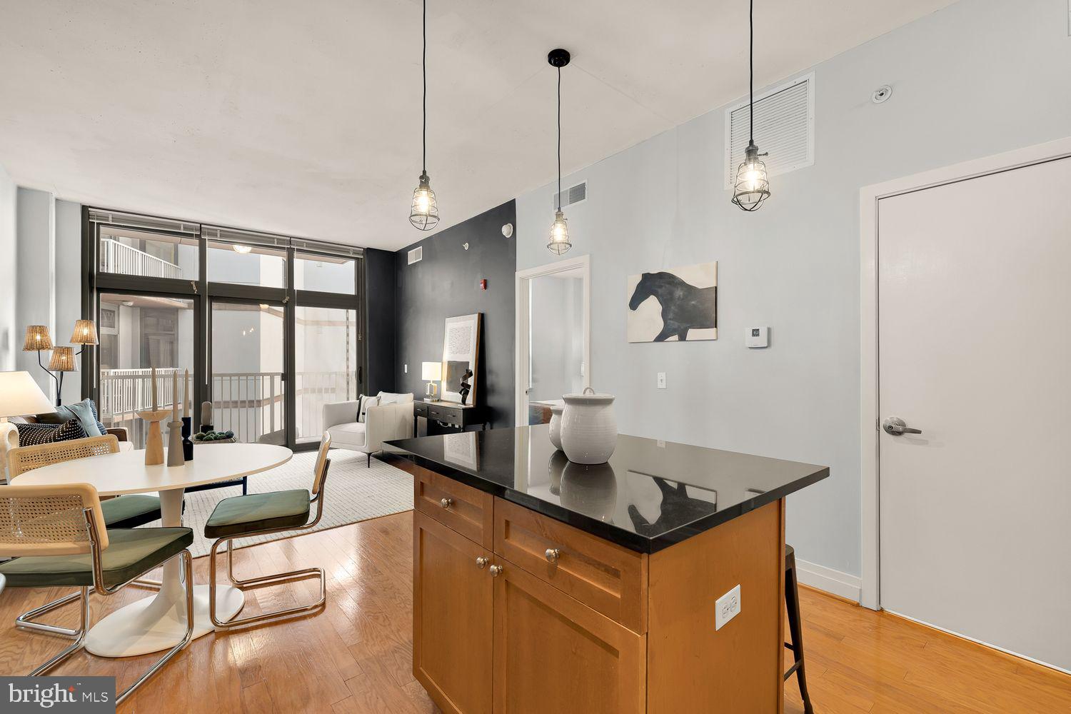 2120 Vermont Ave NW #412