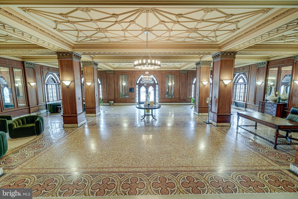 1613 Harvard St NW #515