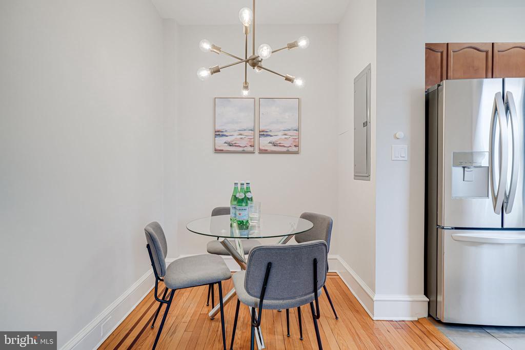 1613 Harvard St NW #515