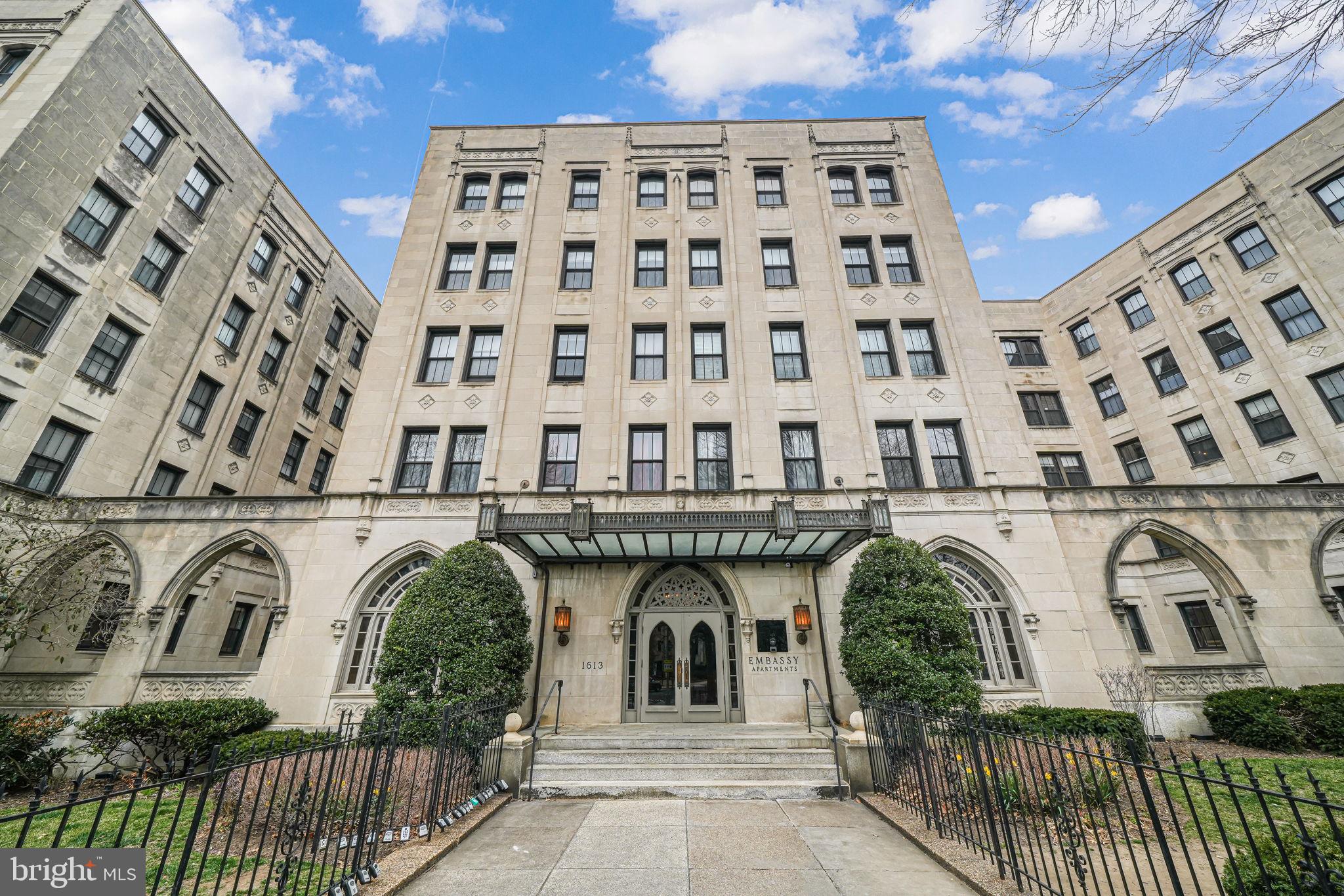 1613 Harvard St NW #515