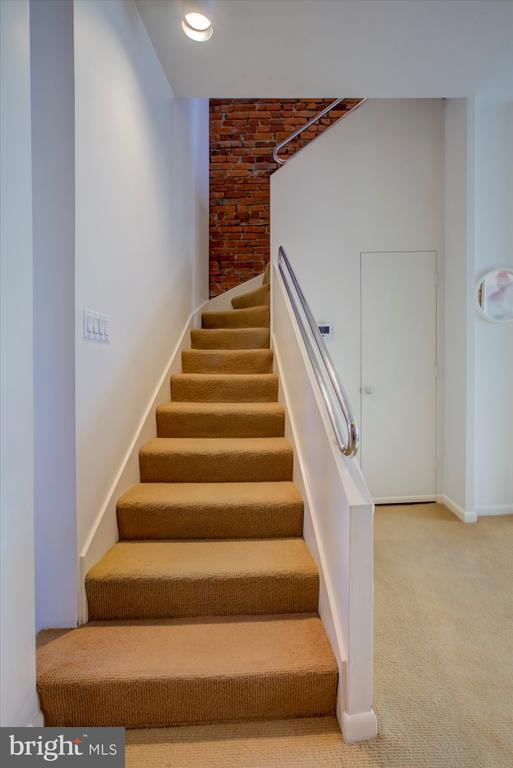 515 2nd St SE