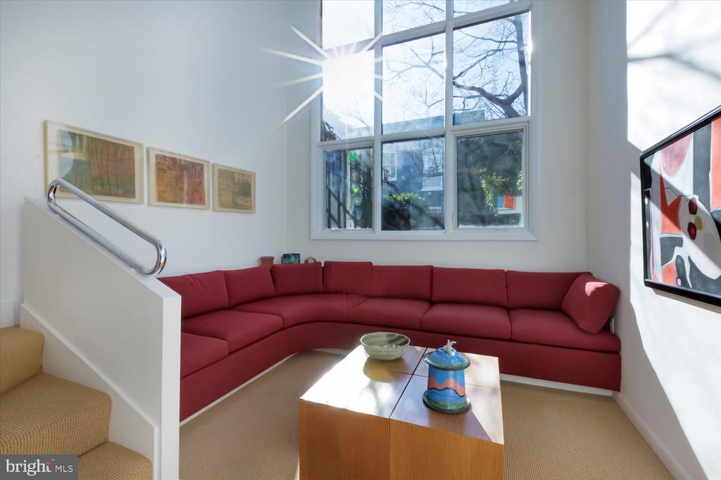 515 2nd St SE