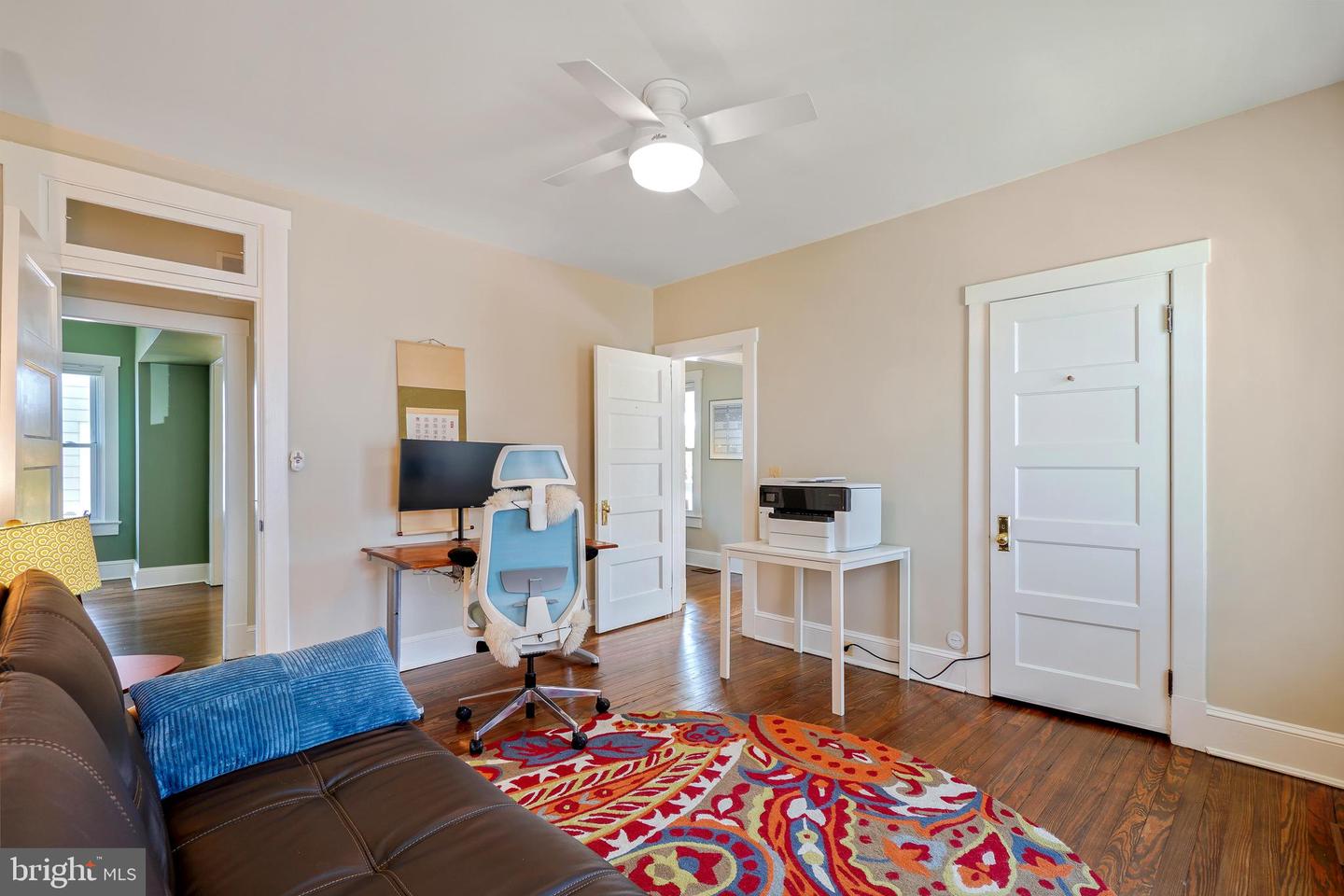 859 van Buren St NW