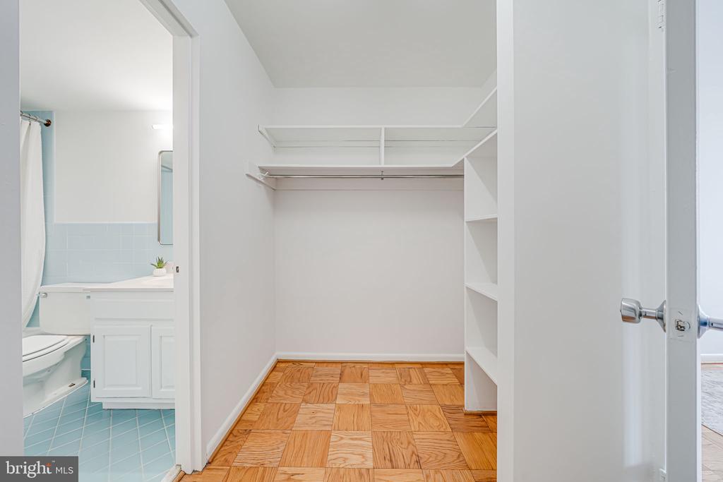 2939 van Ness St NW #1146