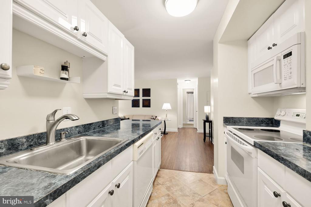 2440 16th St NW #209