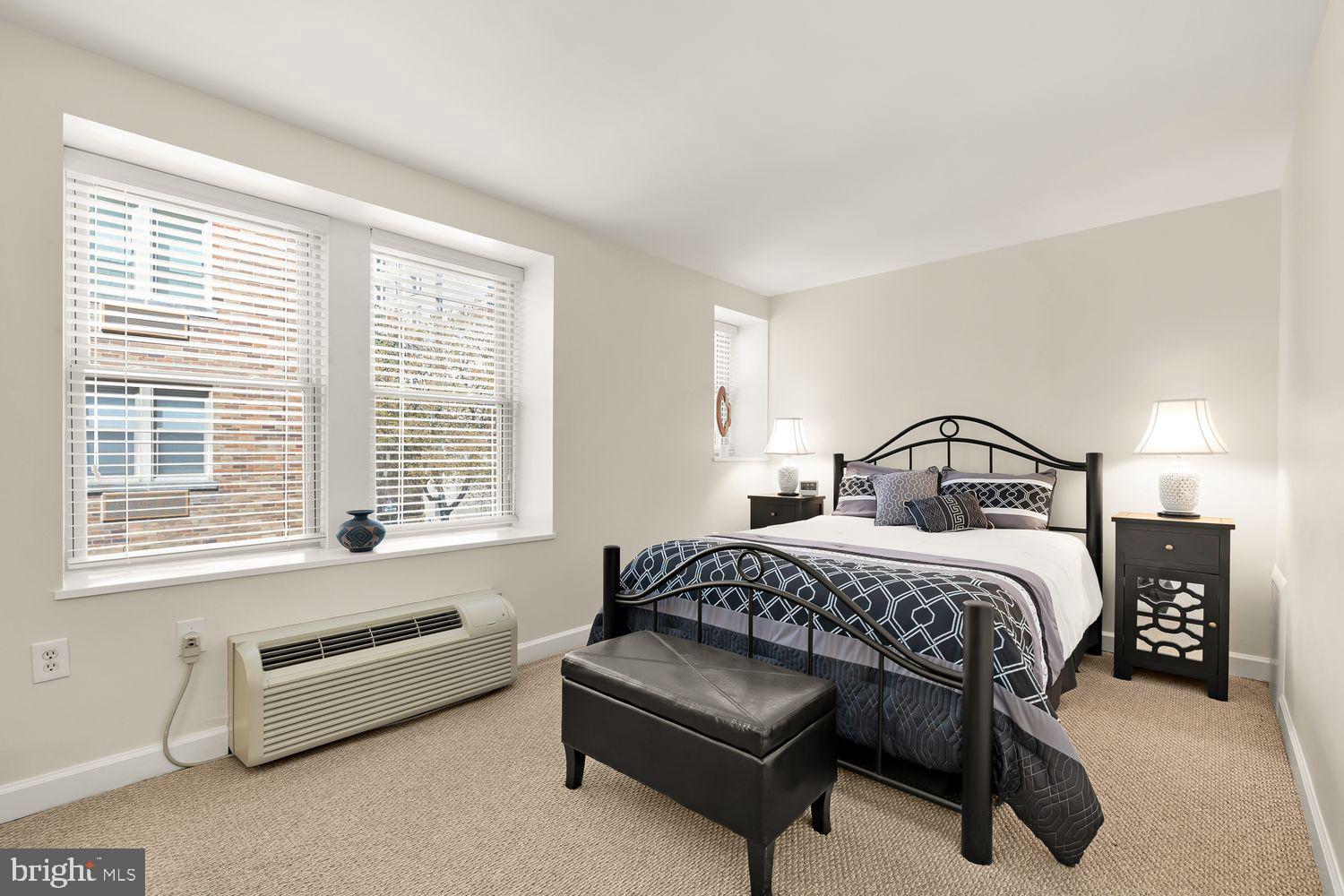 2440 16th St NW #209