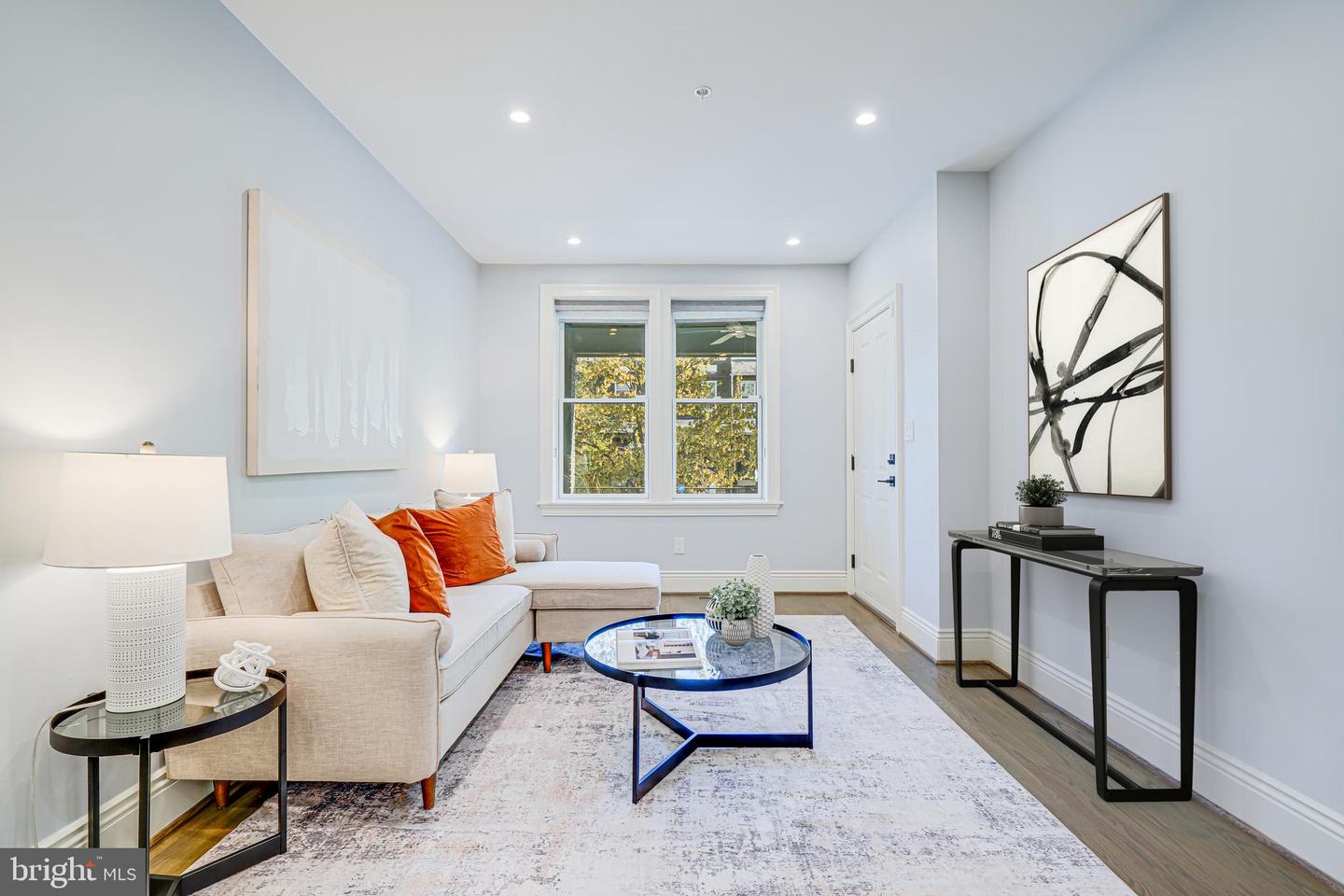 1728 D St SE #1