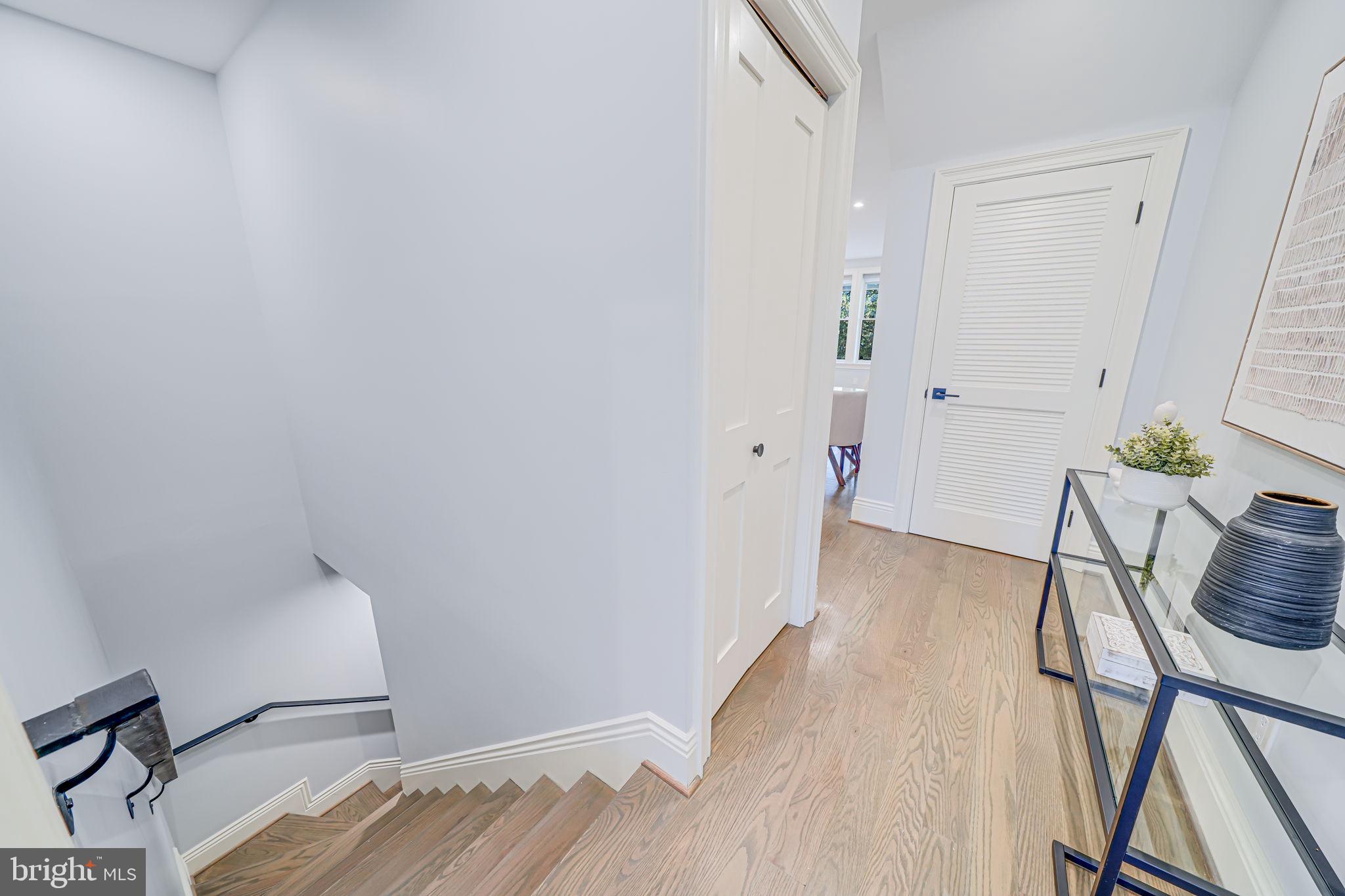 1728 D St SE #1