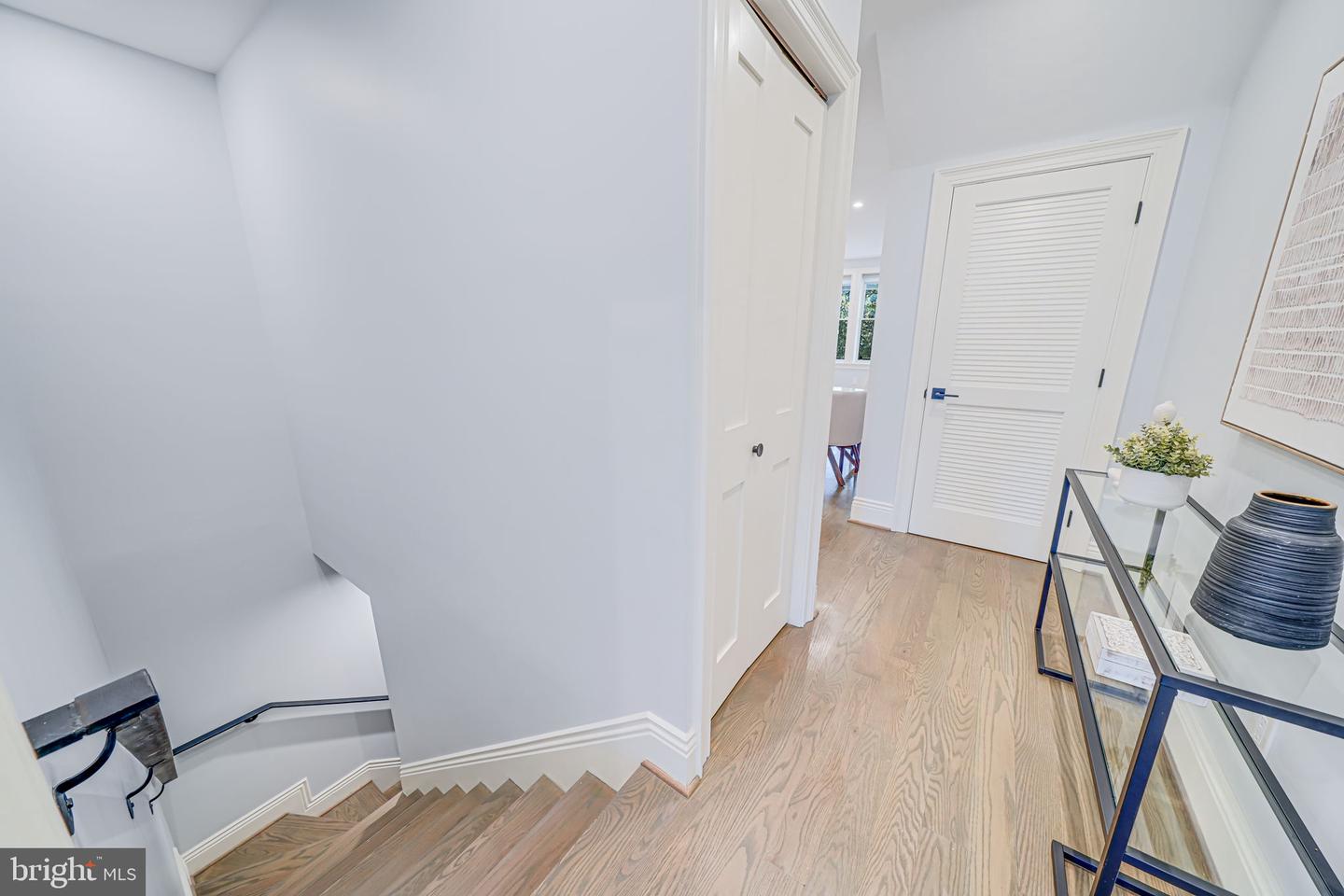 1728 D St SE #1