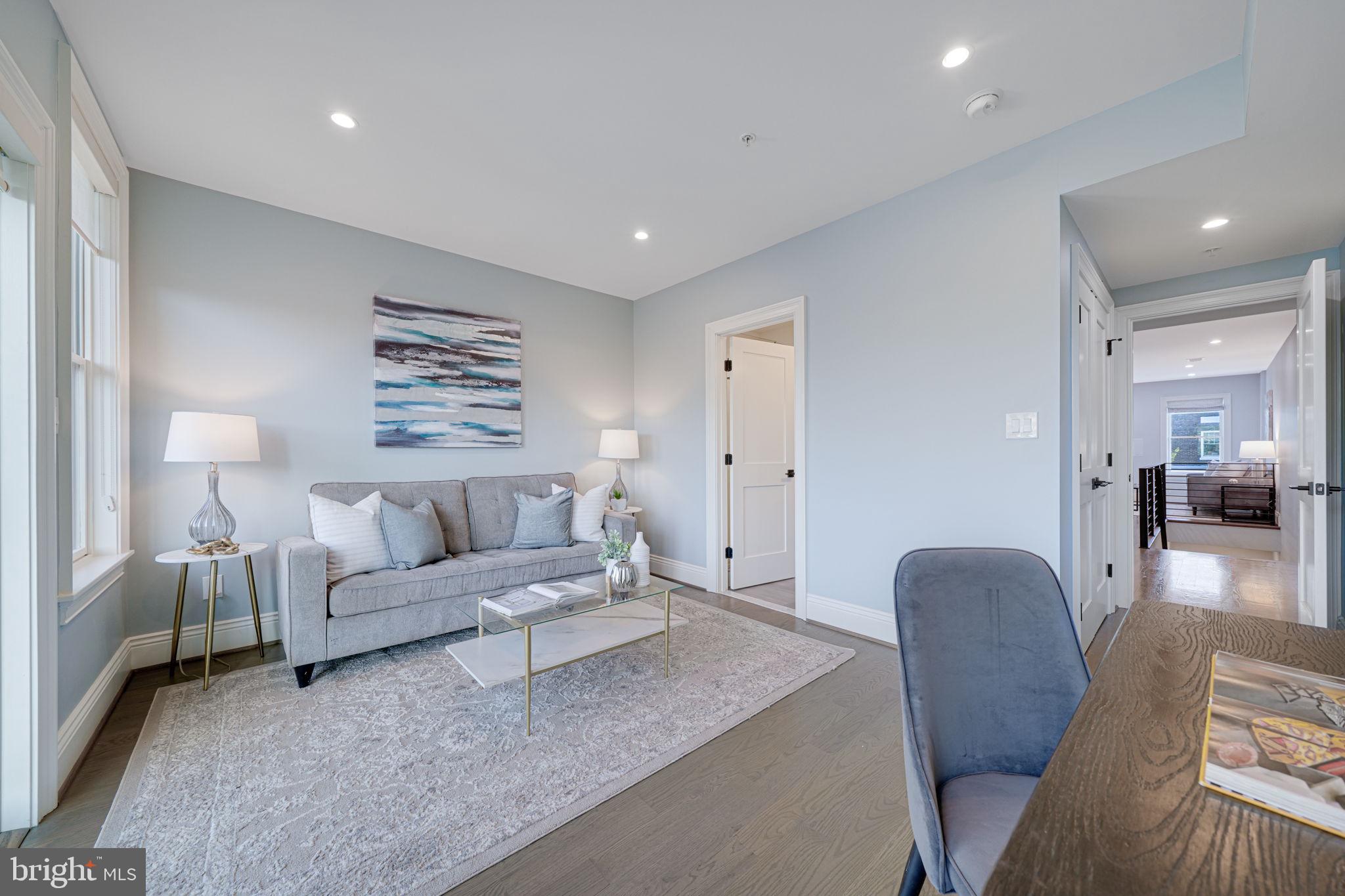 1728 D St SE #2