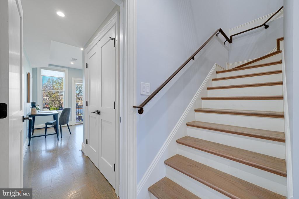 1728 D St SE #2