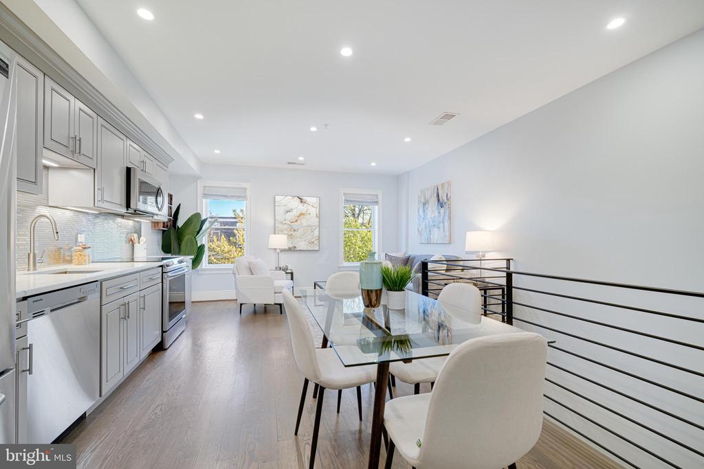 1728 D St SE #2