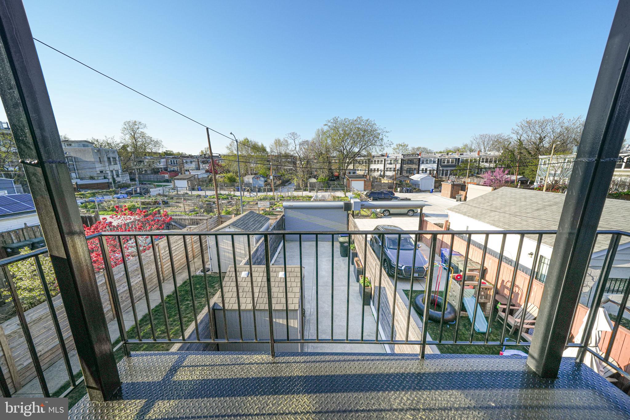 1728 D St SE #2