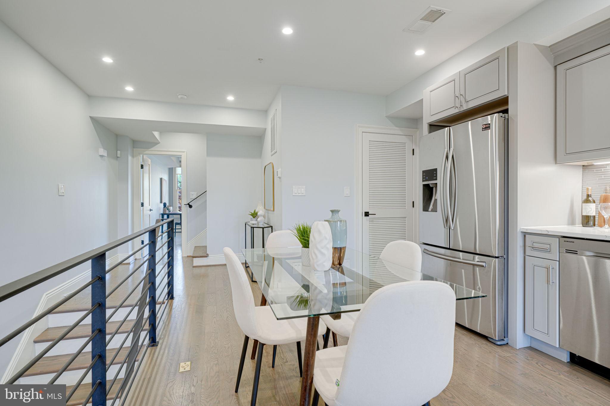 1728 D St SE #2