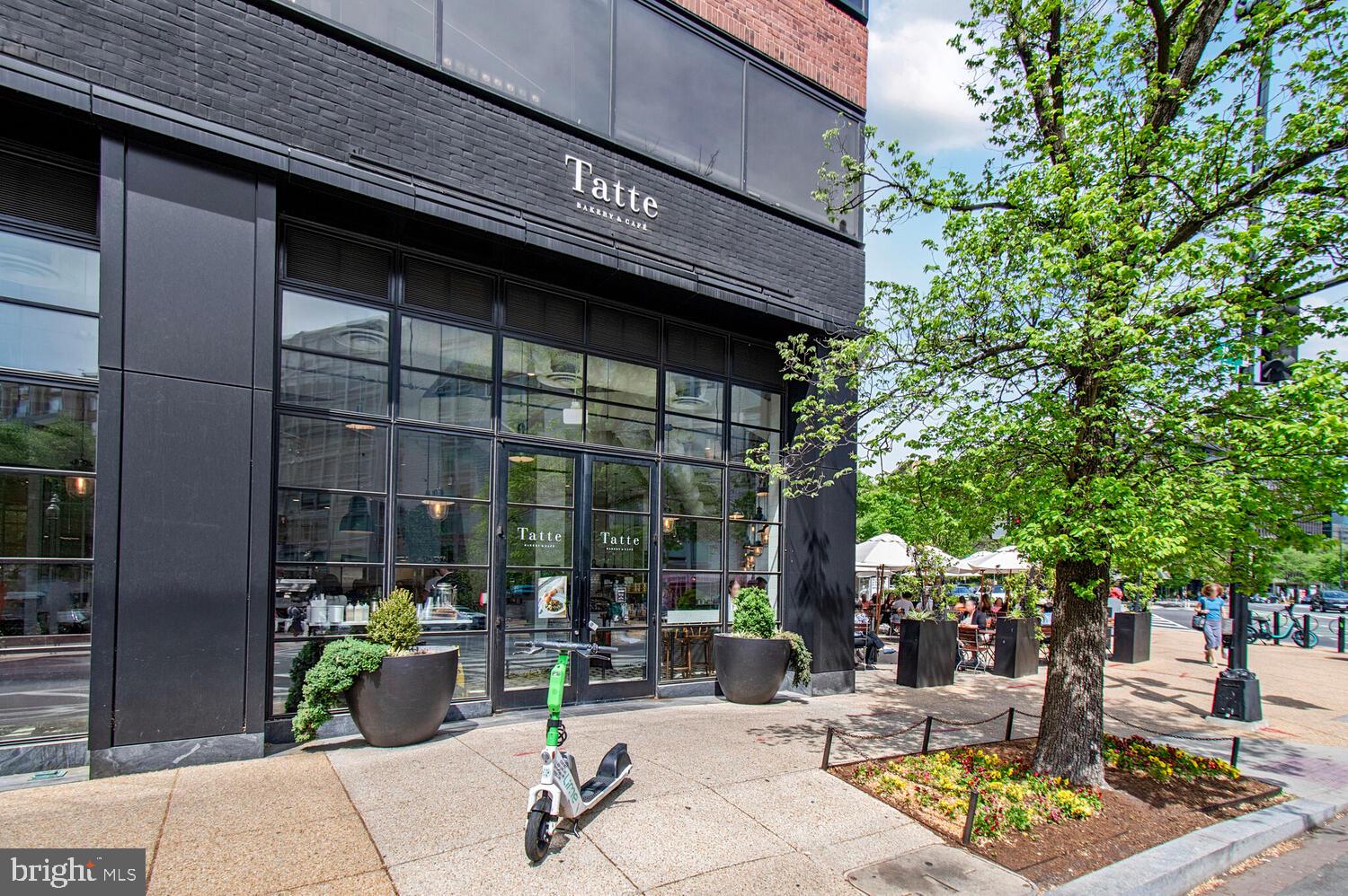 1111 25th St NW #404