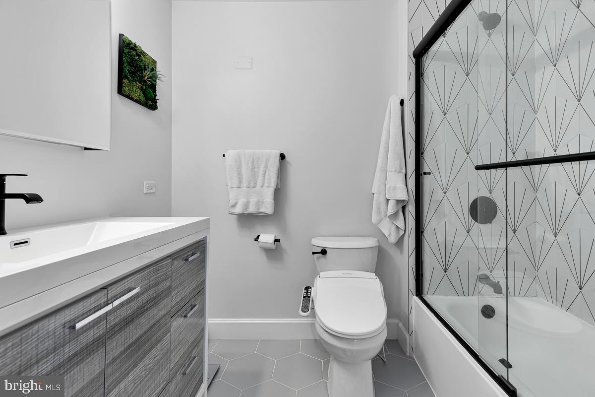 2004 11th St NW #228