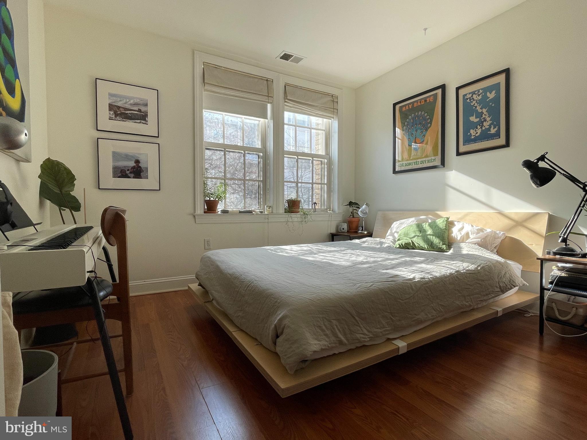1731 Willard St NW #201